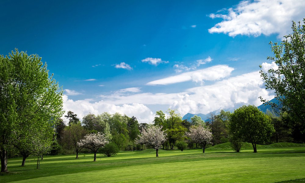 GOLF DE SION AU PRINTEMPS (PHOTO-GENIC.CH/ OLIVIER MAIRE)